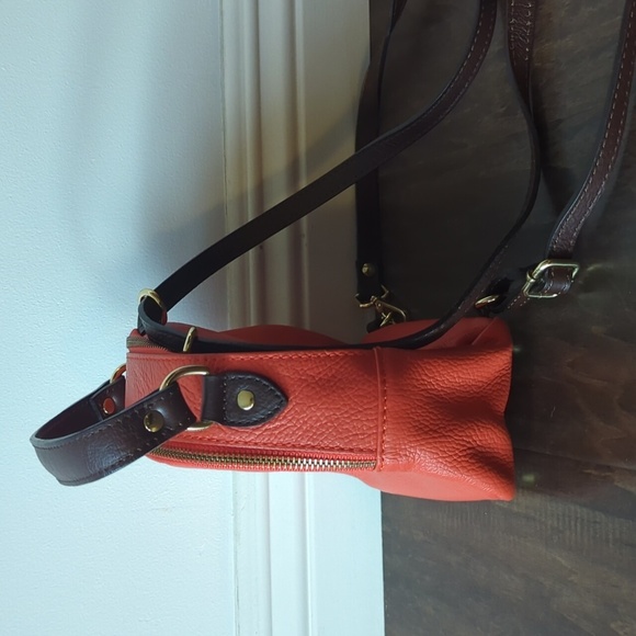 Divina Firenze Orange and Brown Italian Leather Backpack - Picture 3 of 6